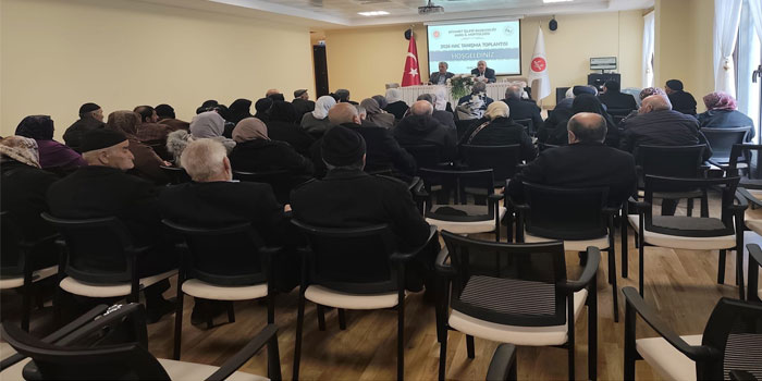 Kars’ta Hacı Adaylarına Yönelik Tanışma ve Bilgilendirme Toplantısı Gerçekleştirildi