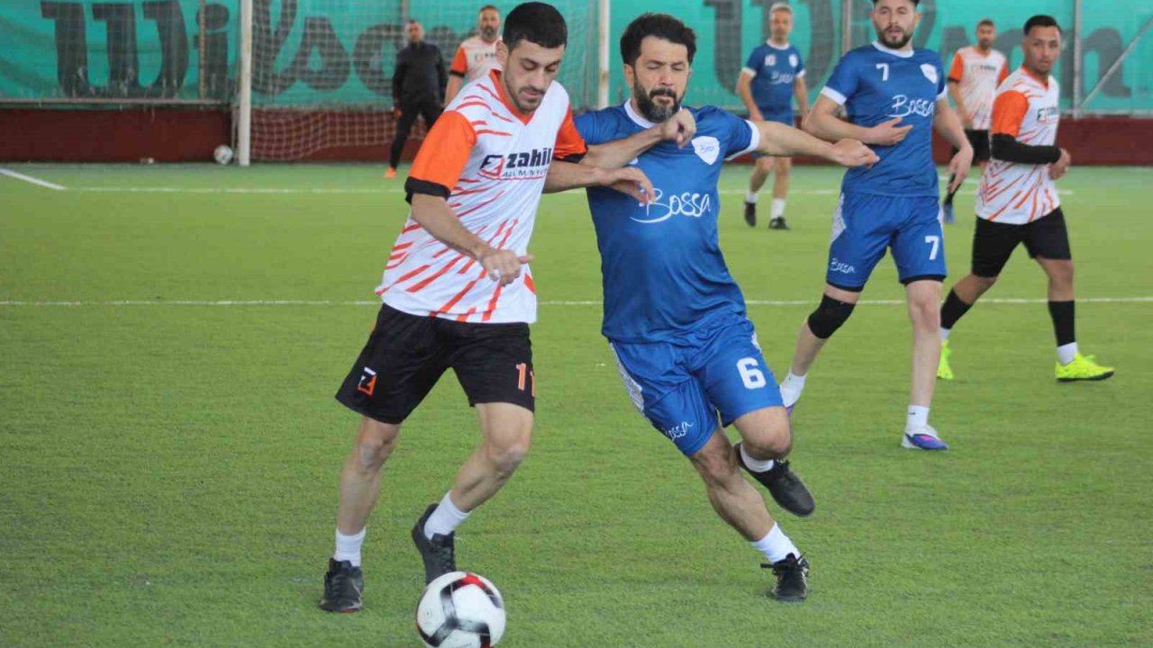AOSB Futbol Turnuvası’nda üçüncü hafta