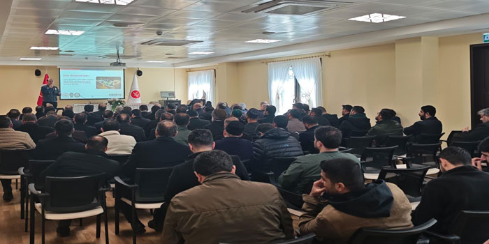 Kars’ta din görevlilerine siber farkındalık eğitimi