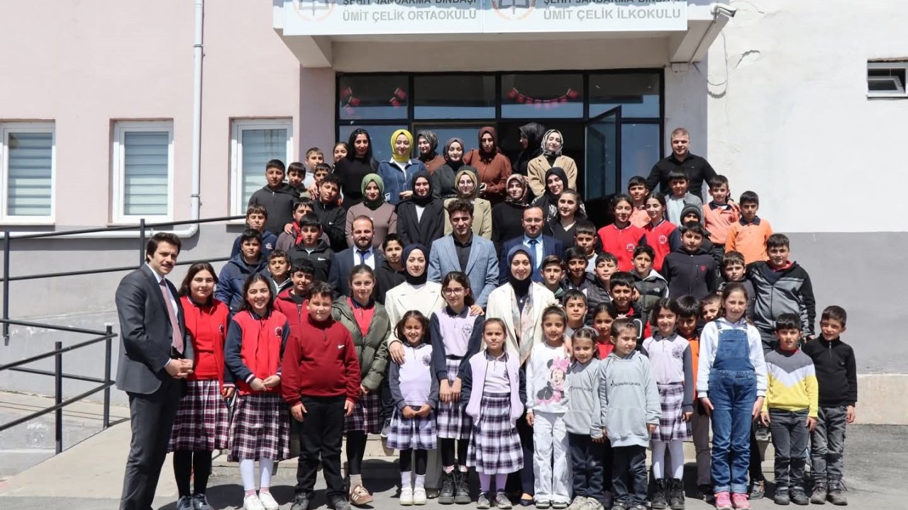 Tercan Kaymakamı Duman’dan okullara ziyaret