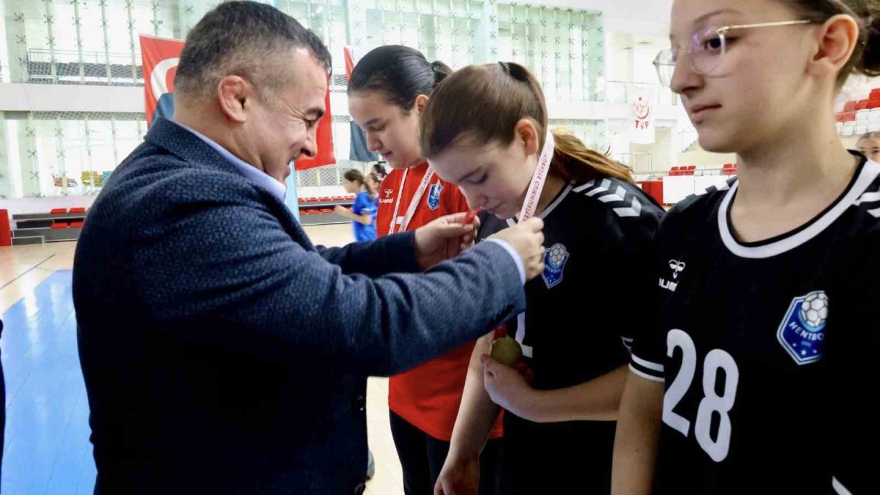 Bilecik’te Hentbol Küçükler Yarı Finali tamamlandı