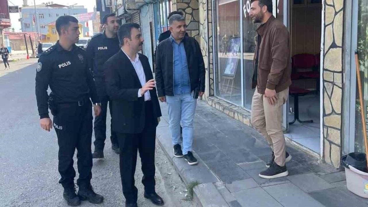 Dicle Kaymakamı Atış, esnaf ve vatandaşlarla bir araya geldi