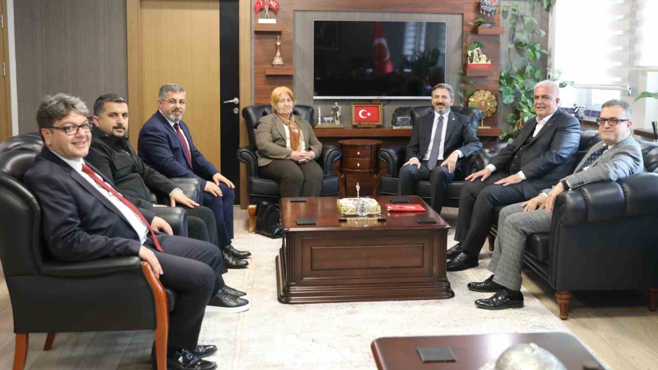 ADEKS, Bakan Yardımcısı Aydın’a ‘O Gönüllü Sensin’ projesini anlattı