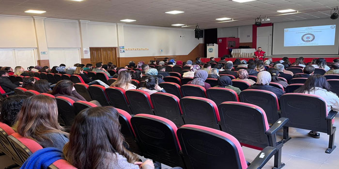 Kars’ta öğretmenlere terörle mücadele bilgilendirmesi verildi