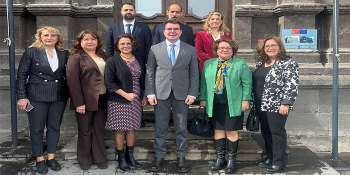 Kars’ta Bakanlık Bebek Dostu Altın İl Ünvan Değerlendirmesi Yapıldı