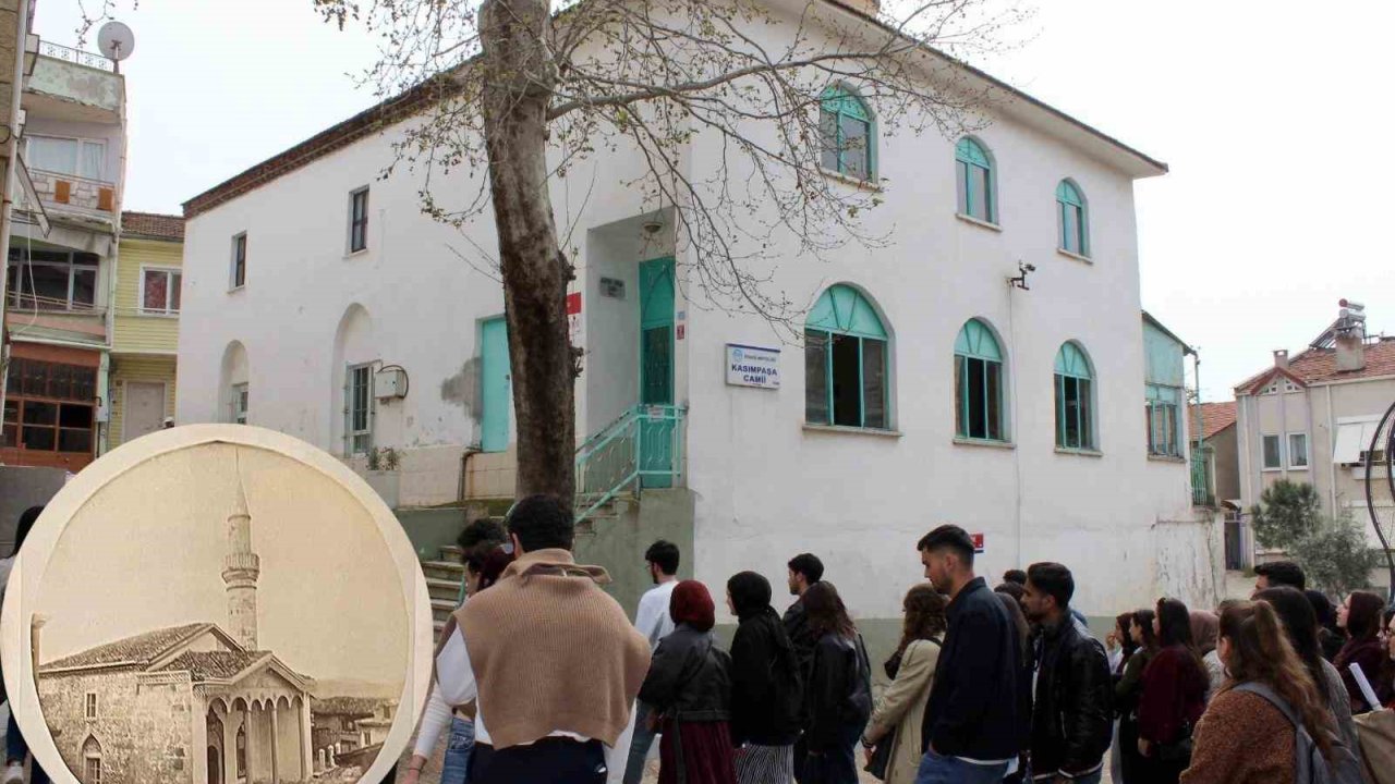 Mimarlar Bigadiç’te Hassa Mimarlar Ocağı’nın mimari eserlerini inceledi