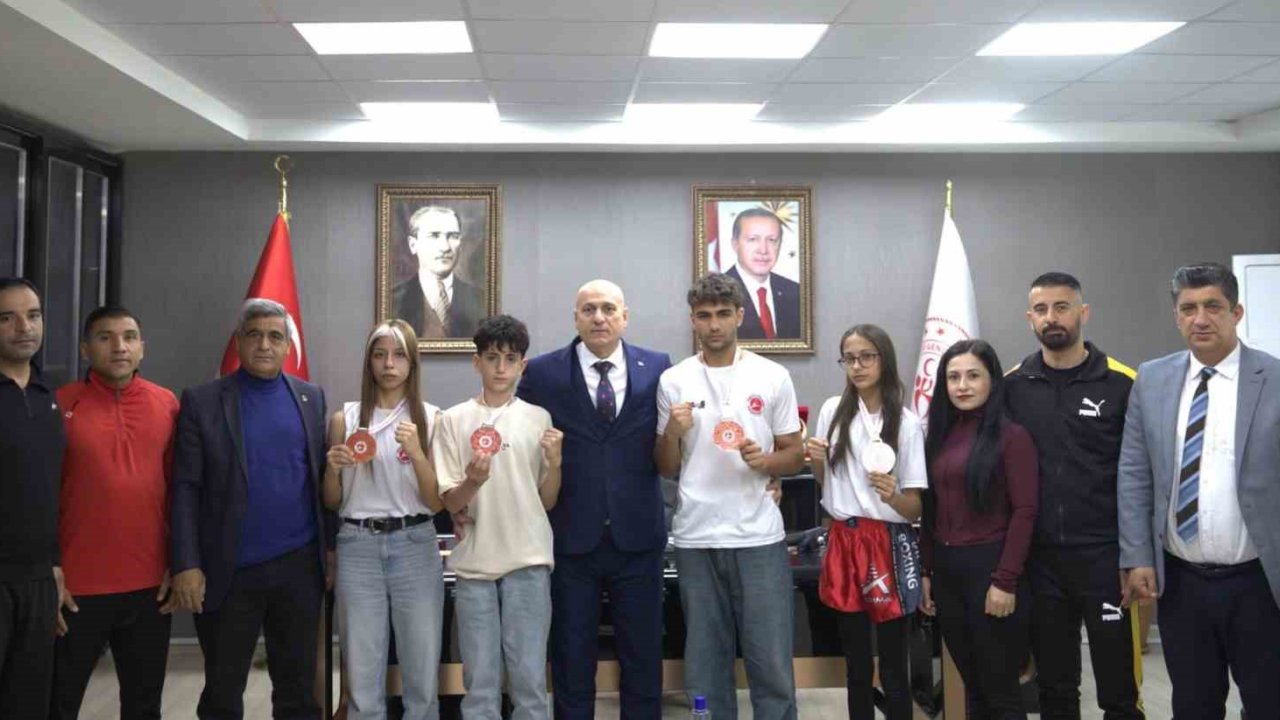 Adıyamanlı kick boksçulardan Türkiye Şampiyonasında büyük başarı