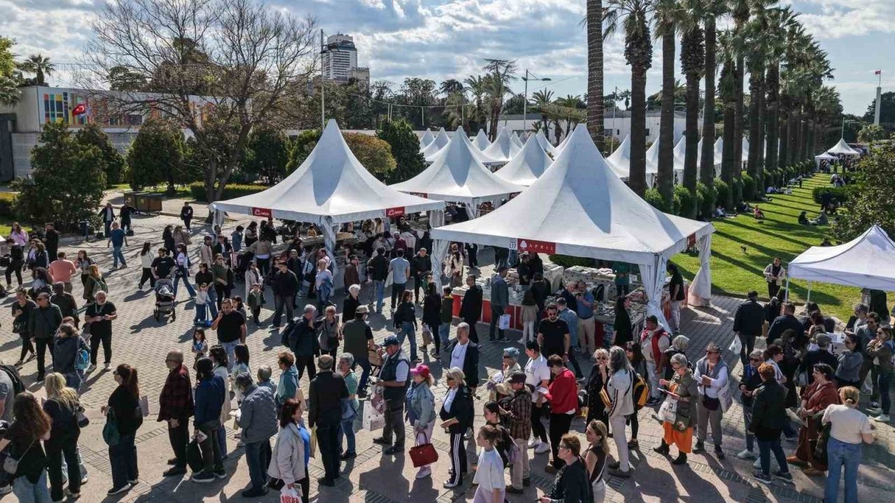 İZKİTAP’ta edebiyatla dolu hafta sonu