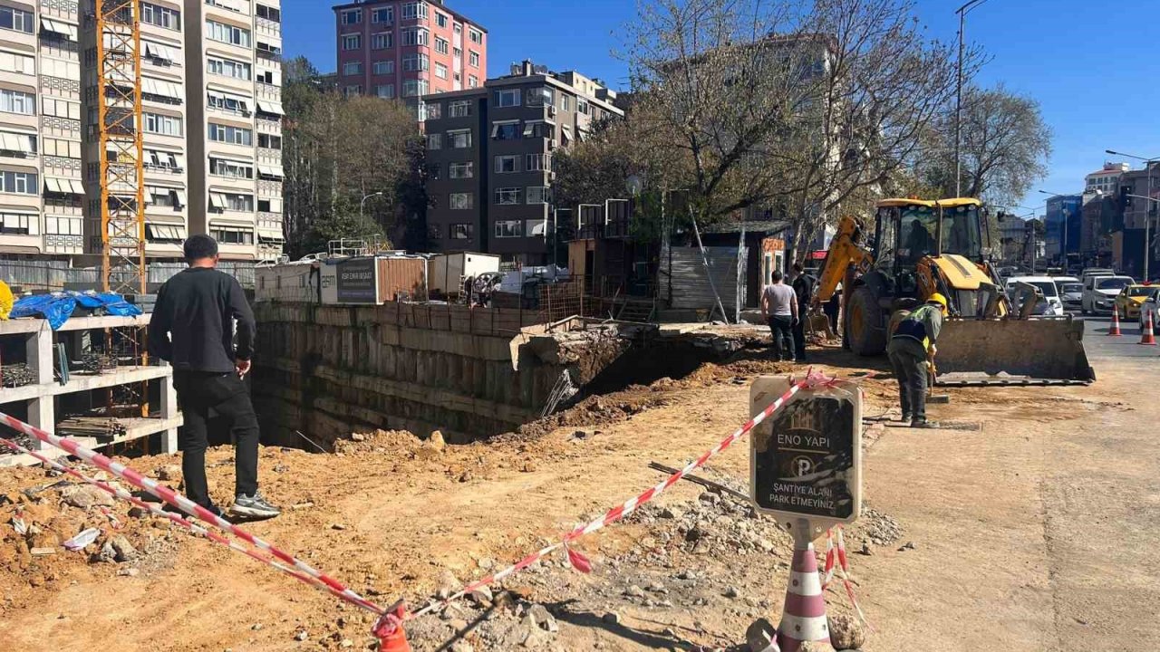 Fenerbahçe  Chobani Stadyumu yanında korkutan çökme