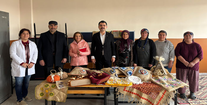 Susuz Kaymakamı Tutal Eğitim ve Kurs Faaliyetlerini İnceledi