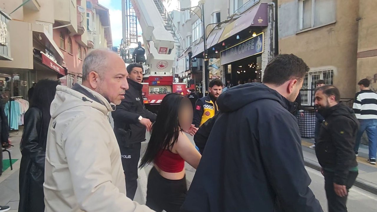 Alkolün etkisindeki kadın polise zor anlar yaşattı