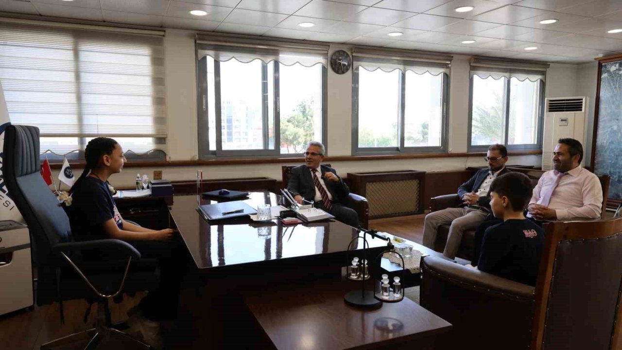 Minik başkanlar 23 Nisan’da Nazilli Belediyesi’nde görev başına geçti