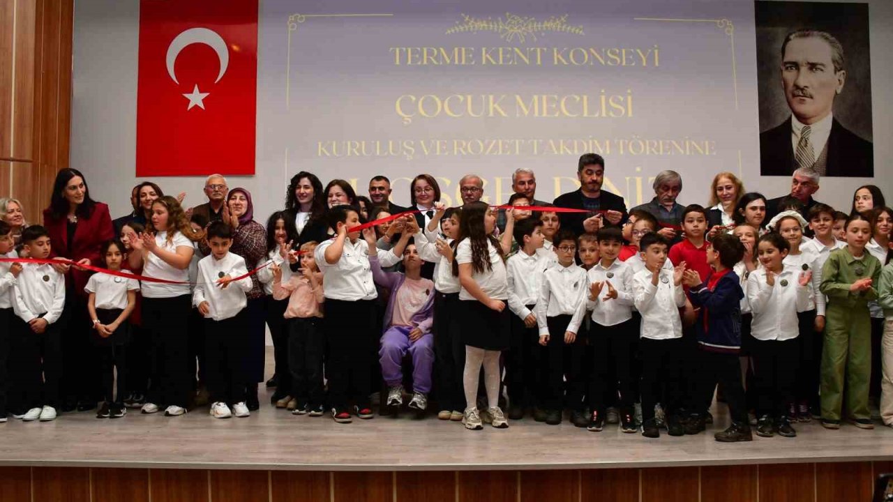 Terme’de çocuklar yönetimi katılıyor