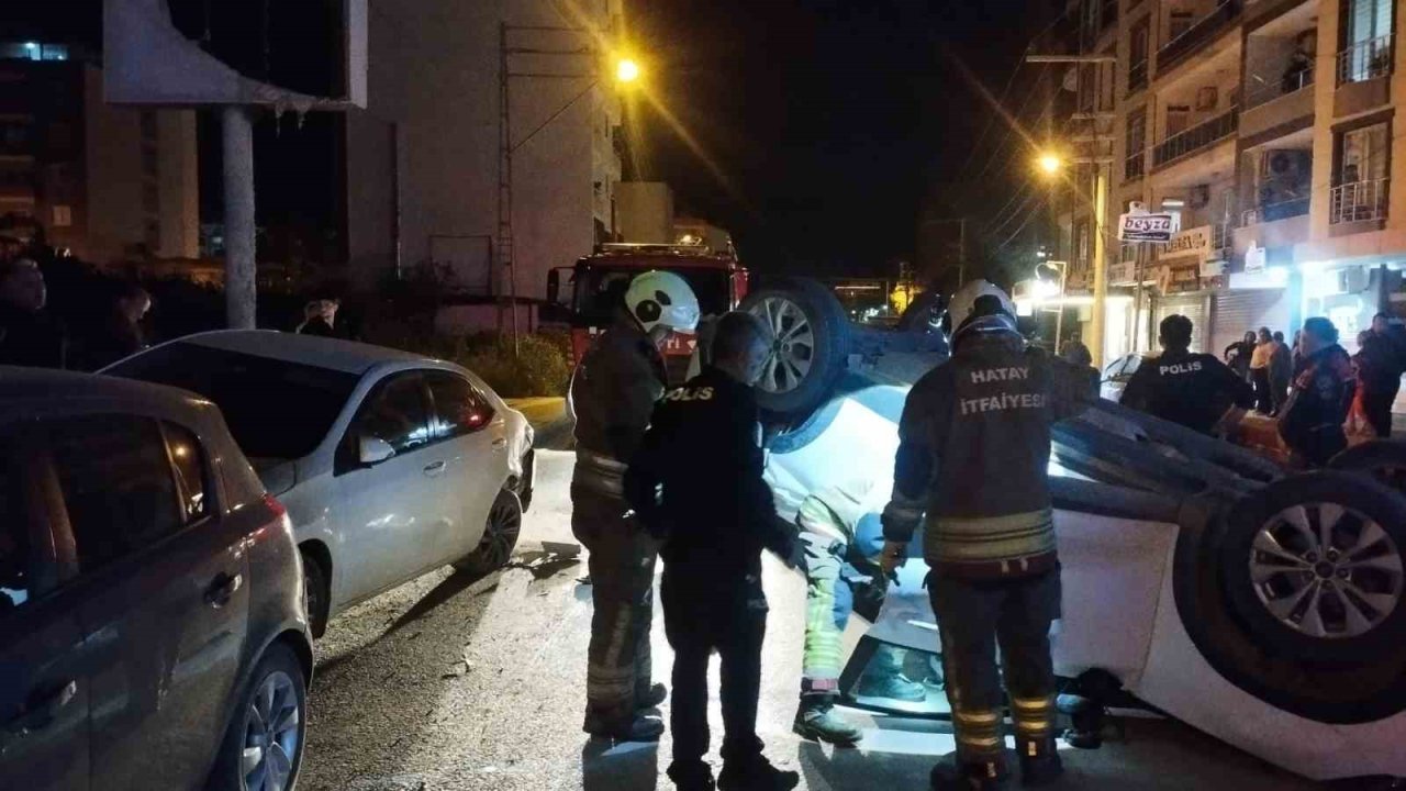 Arsuz’da ters dönen otomobilin sürücüsü yaralandı