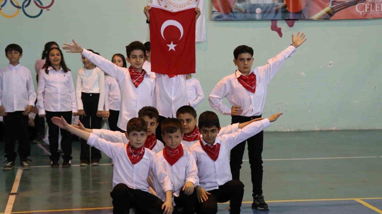 Erzurum’da 23 Nisan coşkusu