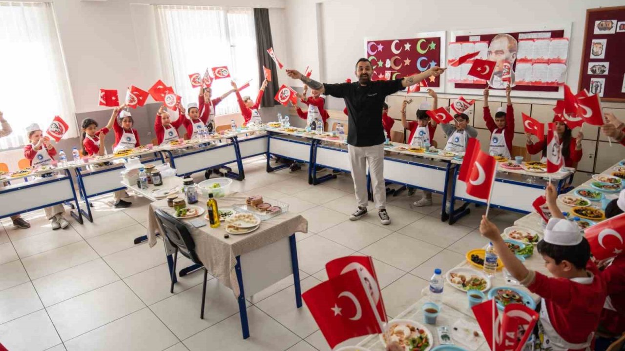 Zeytin kültürü minik şeflerle geleceğe taşınıyor