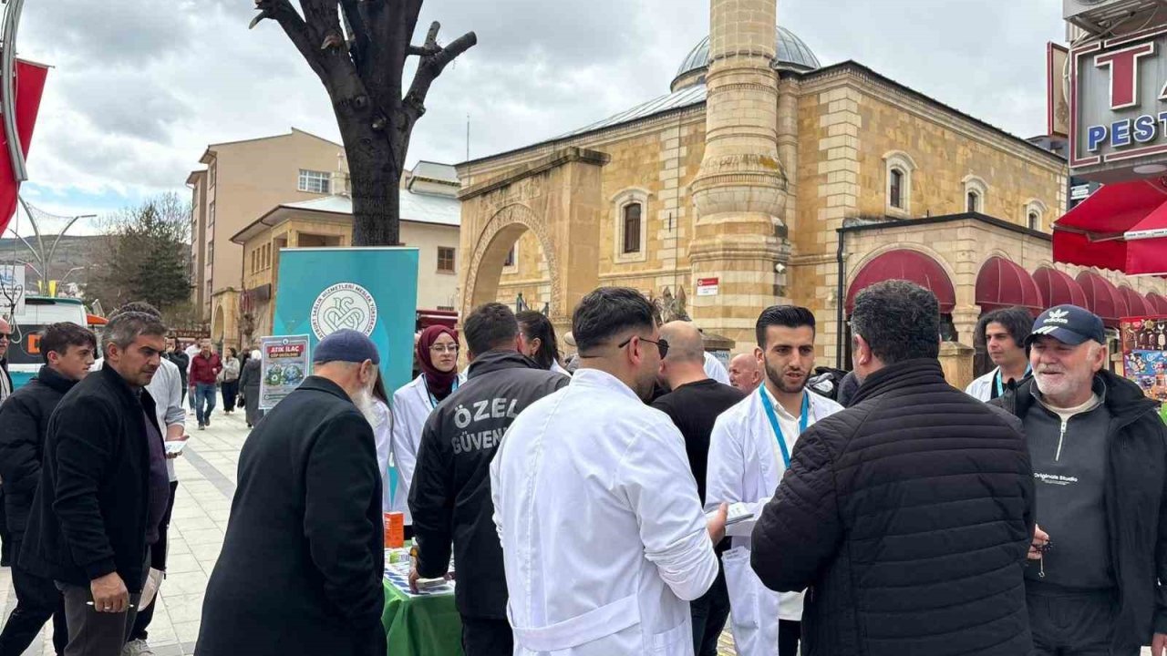 Bayburt’ta atık ilaçların çevreye etkilerine dikkat çekildi