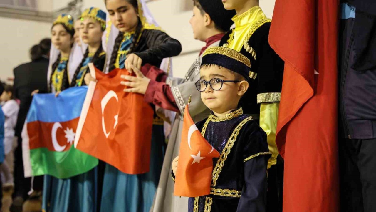 Türk ve Azeri kardeşler 23 Nisan coşkusunu Çameli’nde birlikte yaşadı