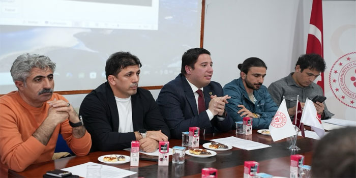 Kars'ta U15 Güreş Türkiye Şampiyonası Heyecanı Başlıyor