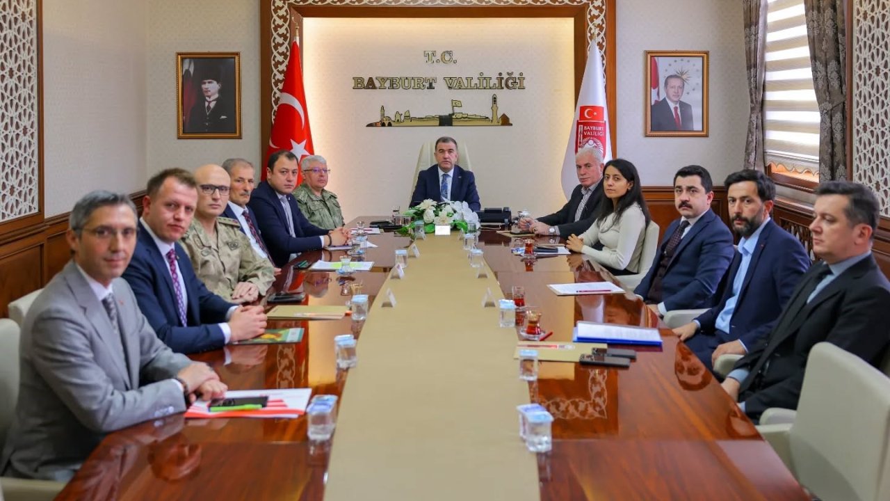 Bayburt’ta okul güvenliği için alınan tedbirler değerlendirildi