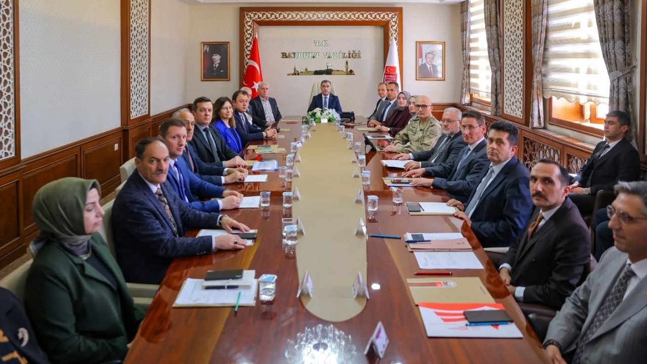 Bayburt’ta kadına yönelik şiddetle mücadele çalışmaları değerlendirildi