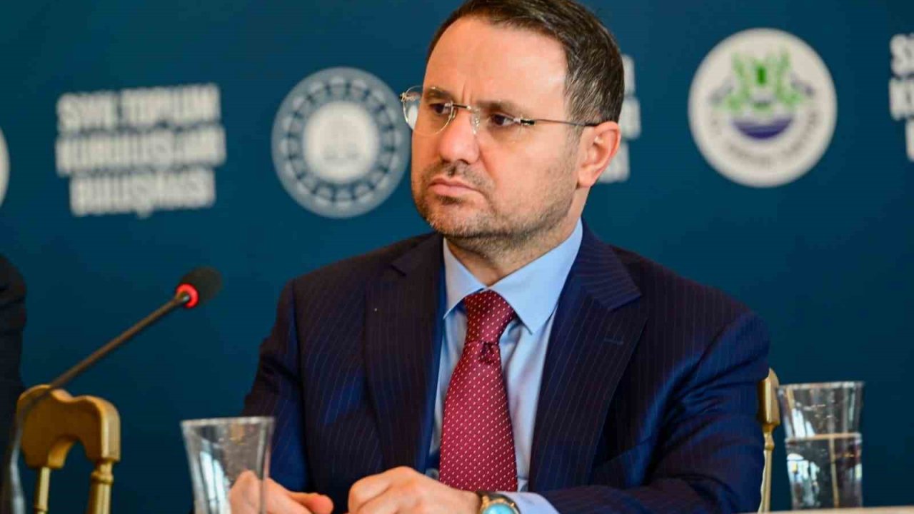 Bakan Gürlek, Edirne’de STK temsilcileriyle bir araya geldi: "Biz il ziyaretlerine çok önem veriyoruz"