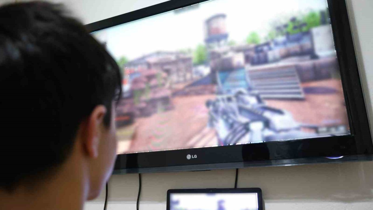 Uzmanlardan "Çocuklar gördüklerini gerçek hayata taşıyor" uyarısı