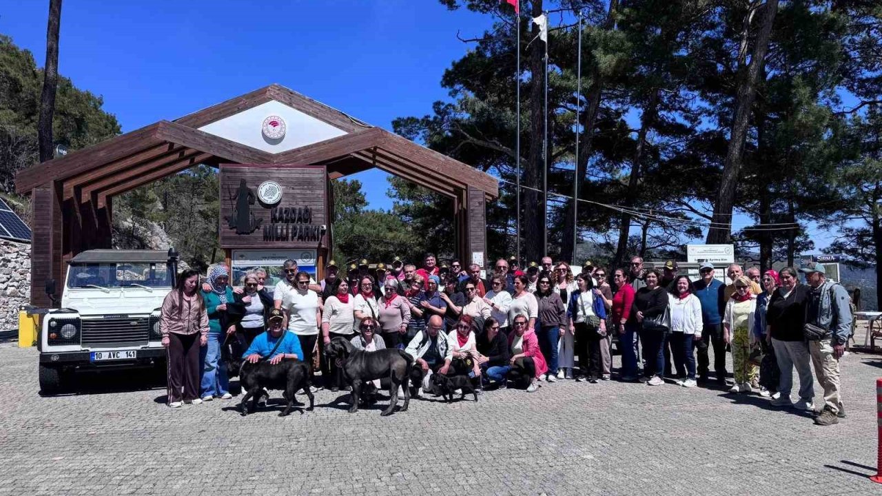 Çankırı mezunları Edremit’te hasret giderdi