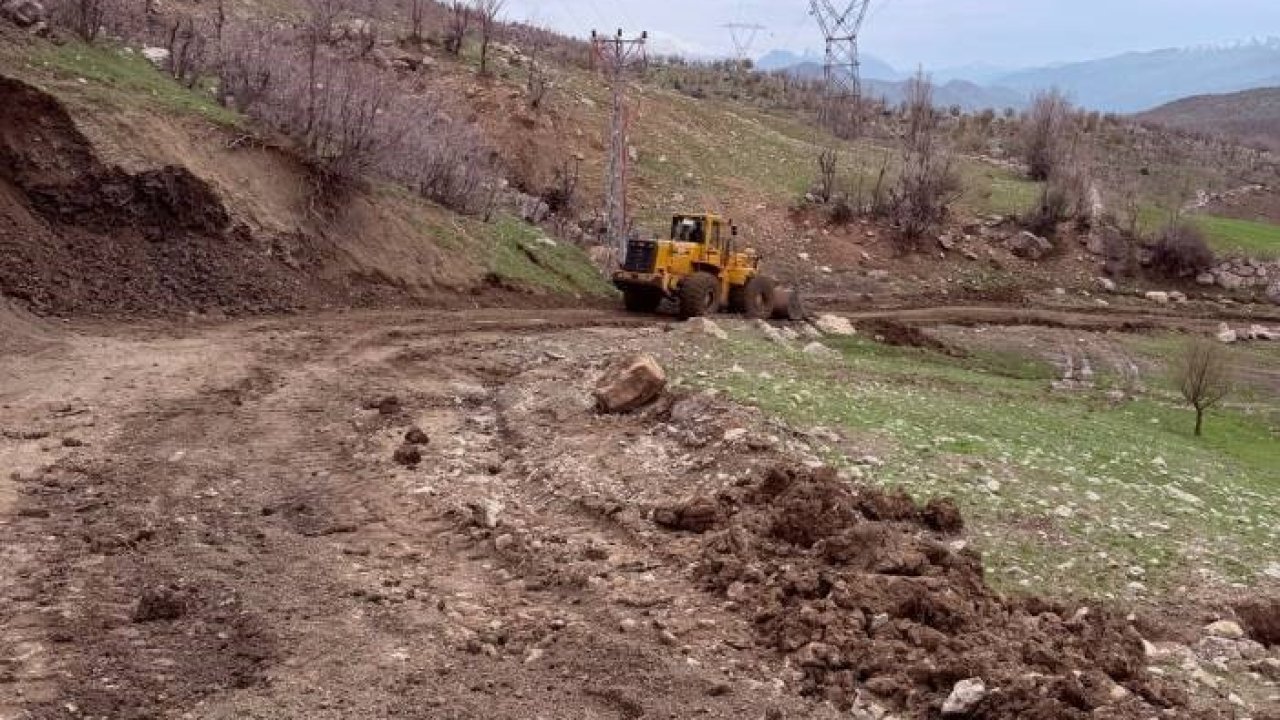 Şırnak’ta 18 köy yolunda çalışmalar sürüyor