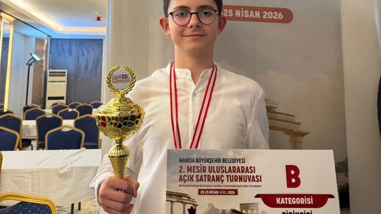 Çeşme Belediyesporlu Ali Arda Eracar’dan, Satranç Turnuvası’nda şampiyonluk