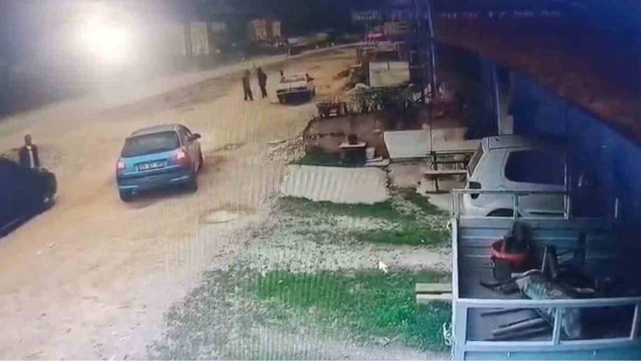 Önce konuştu, sonra çarptı: O anlar kameraya yansıdı