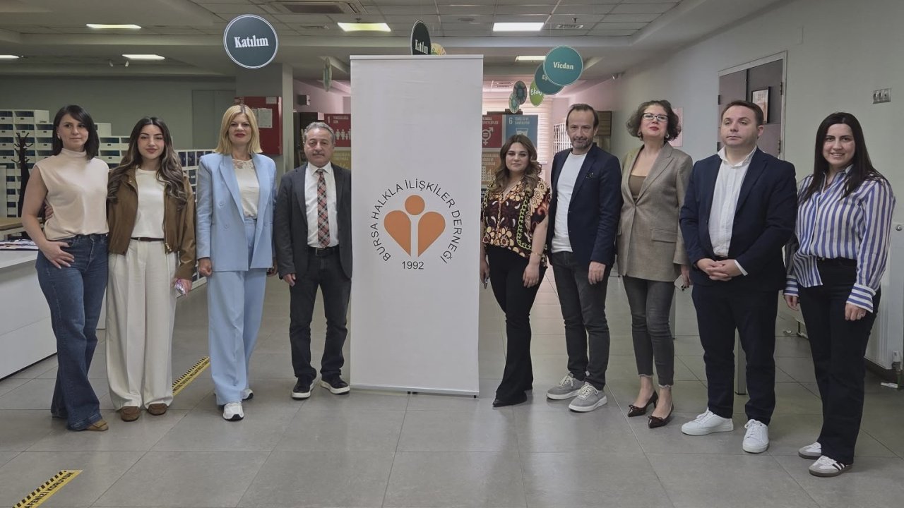 BHİD’de bayrak değişimi