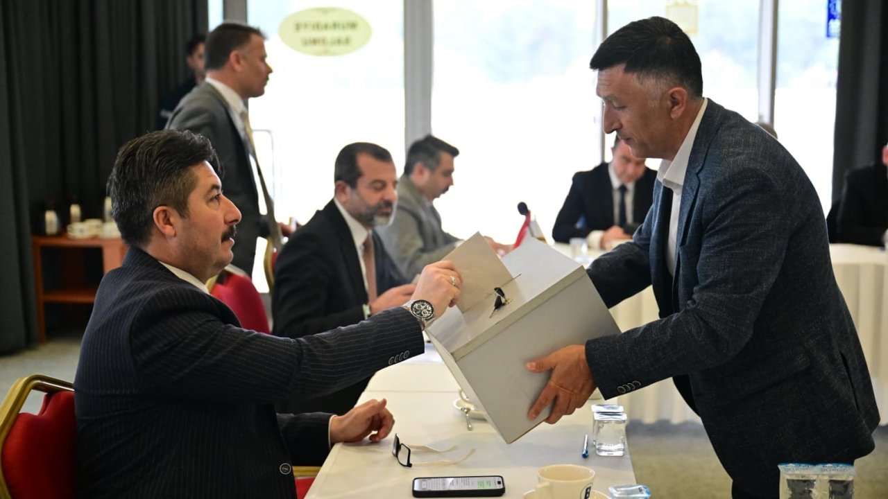 Yenişehir Belediyesi Başkanı Özel, HAGEL encümen üyeliğine seçildi