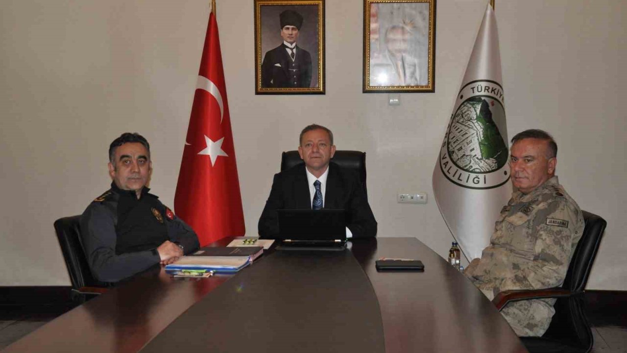 Kars’ta güvenlik zirvesi: 150 operasyon, 90 hesaba erişim engeli