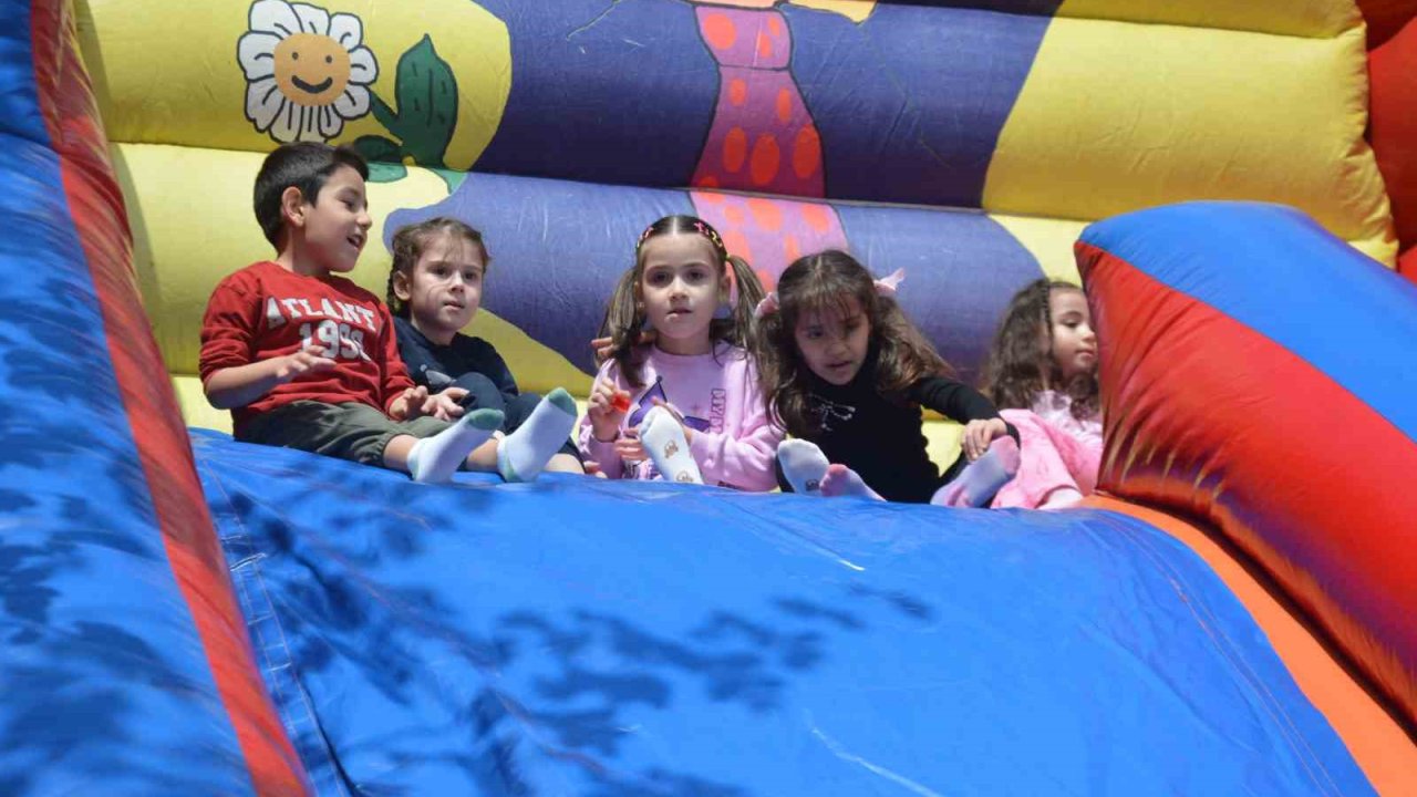 Ordu’da okul bahçesi oyun parkına dönüştü