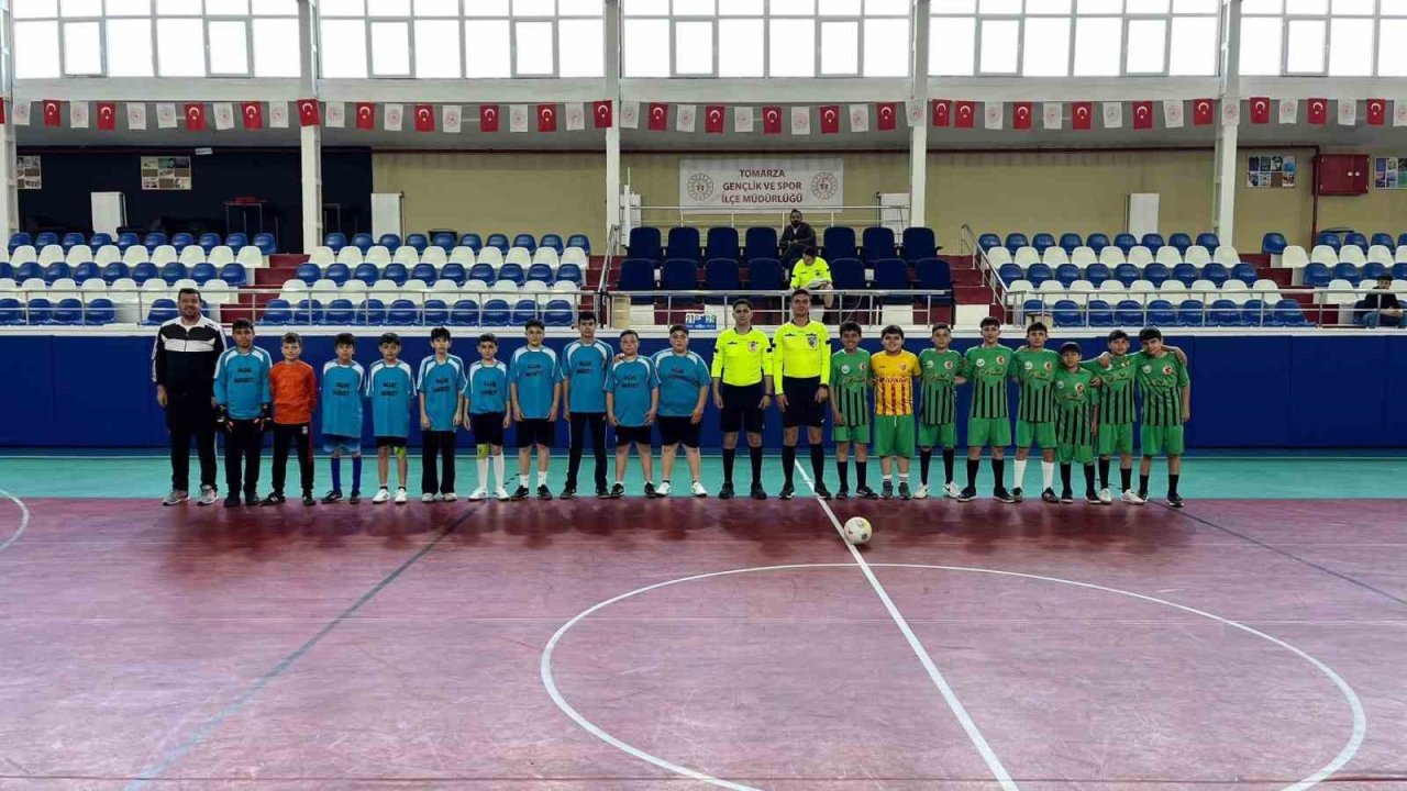 Tomarza’da 19 Mayıs coşkusu Futsal turnuvası finaliyle taçlandı