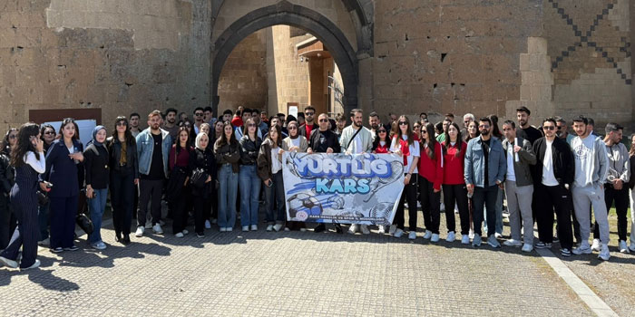 Kars’ta Yurt Lig sporcularına Ani gezisi