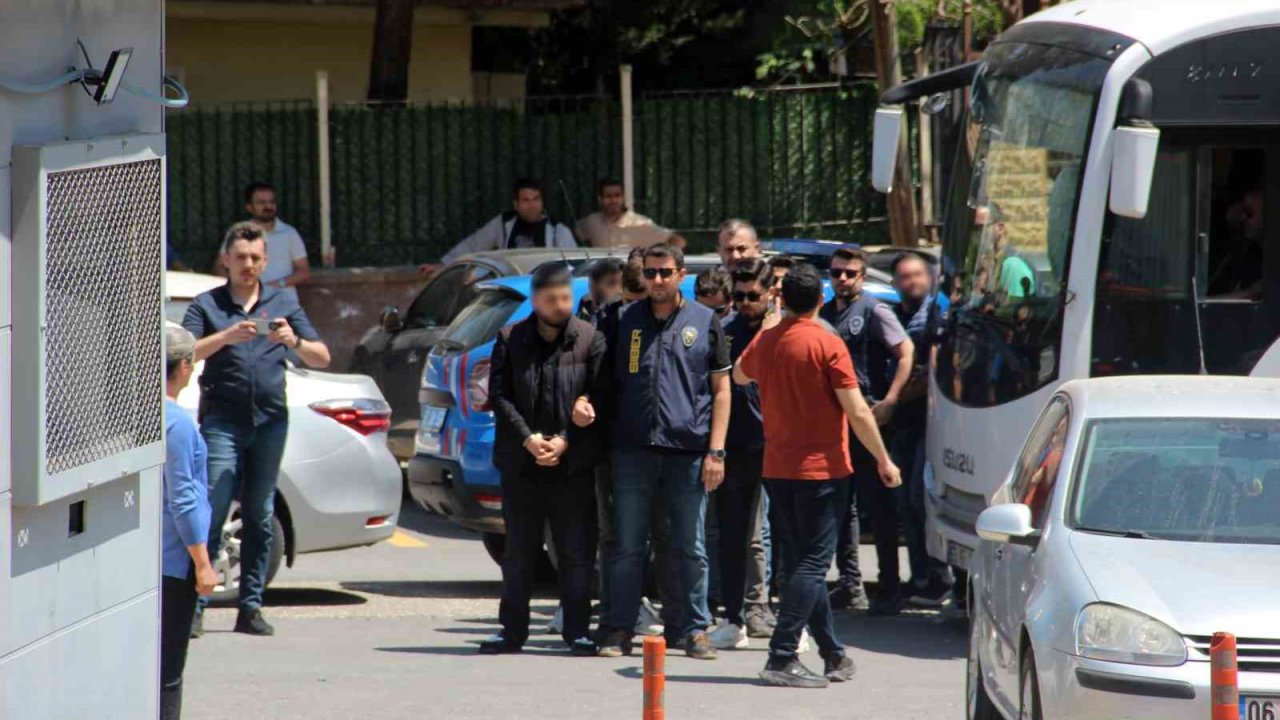 Şanlıurfa merkezli 11 ilde siber dolandırıcılık operasyonu: 42 gözaltı