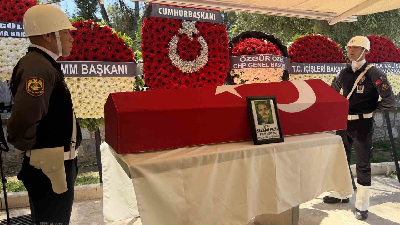 Şehit polisin cenazesinde gözyaşları sel oldu