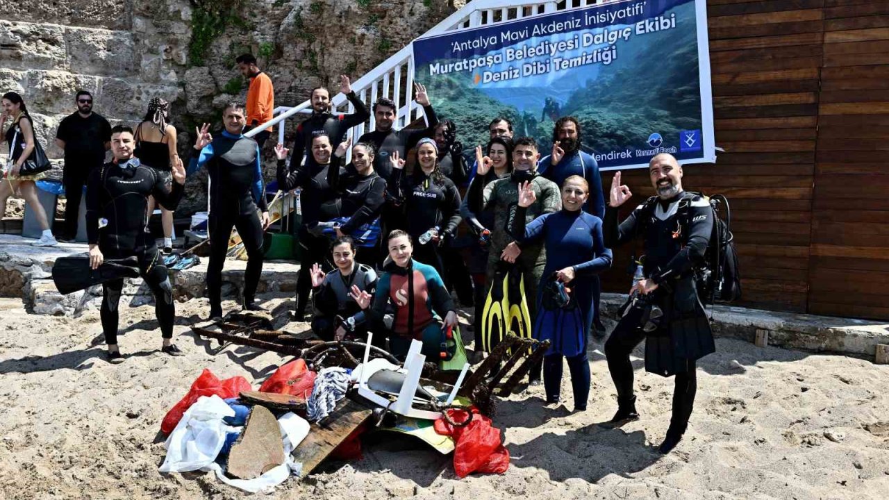 Mermerli Plajı’nda deniz dibi temizliği