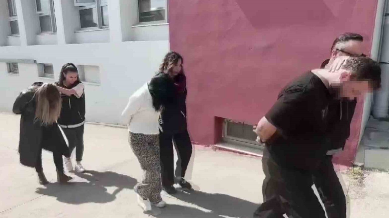 Adana’da 20 kilo esrar ele geçirildi