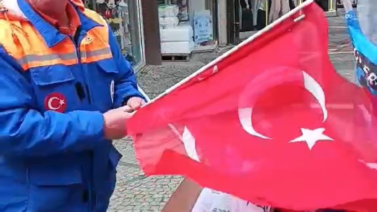 Edirne’de 1 Mayıs sonrası Türk bayraklarının çöpe atılmasına tepki