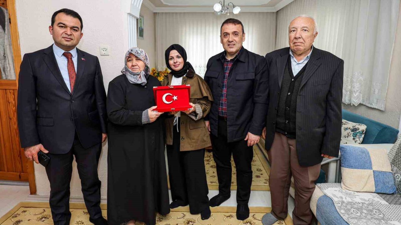Bilecik Valisi Sözer’den şehit ailesine destek