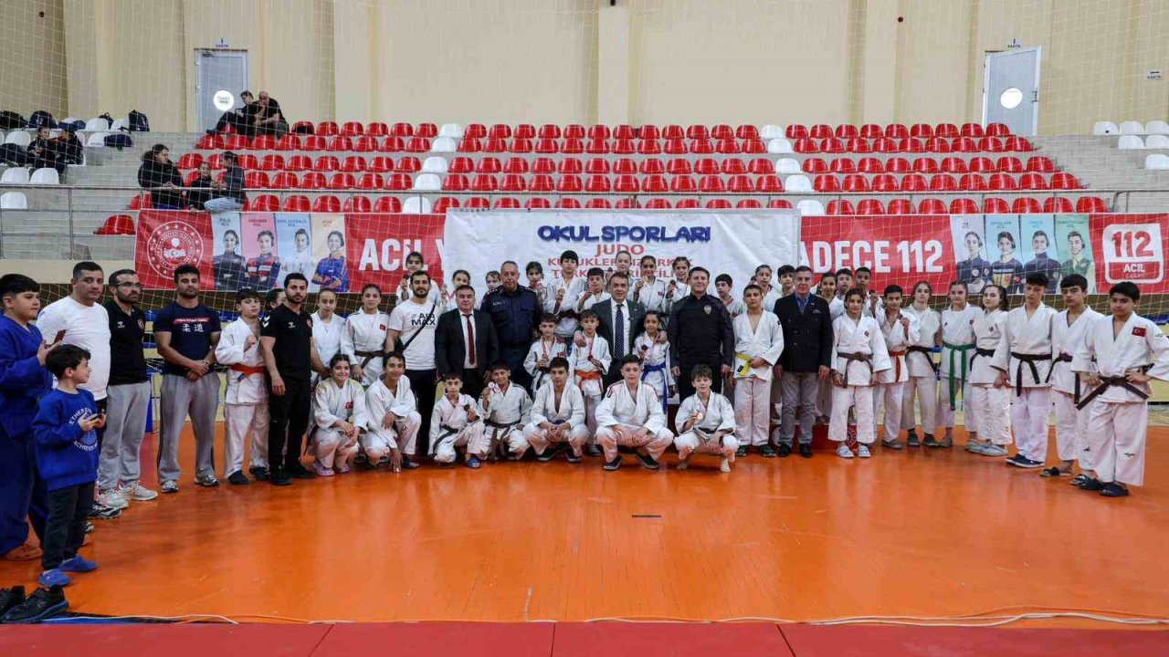 Bilecik’te Judo Küçükler Türkiye Birinciliği düzenlendi