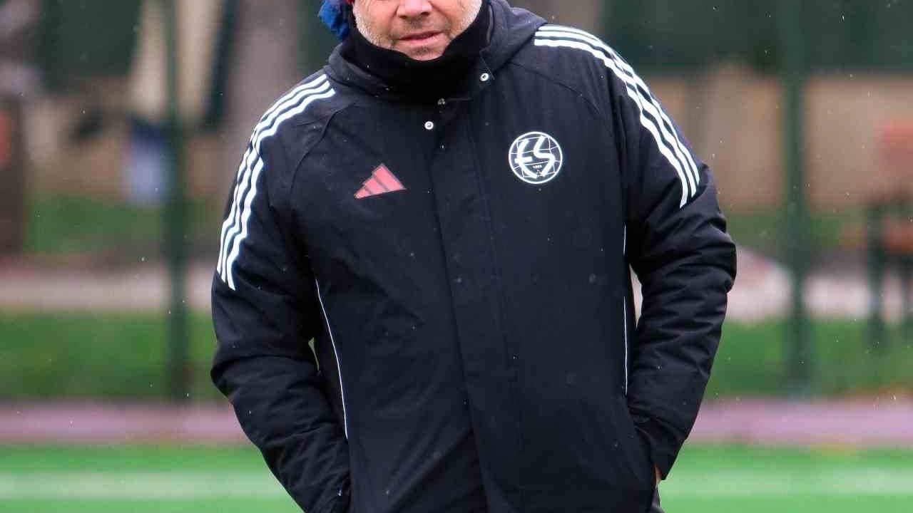 Eskişehirspor, Ayvalıkgücü Belediyespor maçının hazırlıklarını sürdürdü