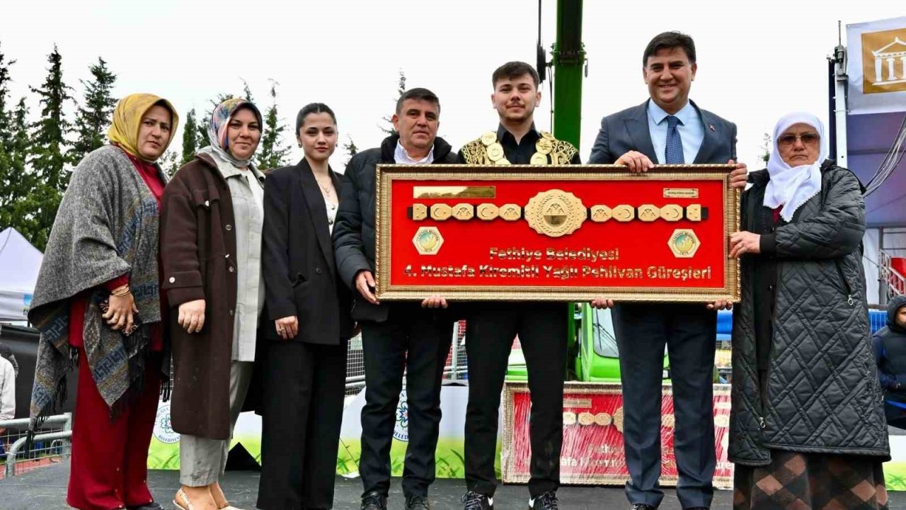 Fethiye’de yağlı güreş heyecanı