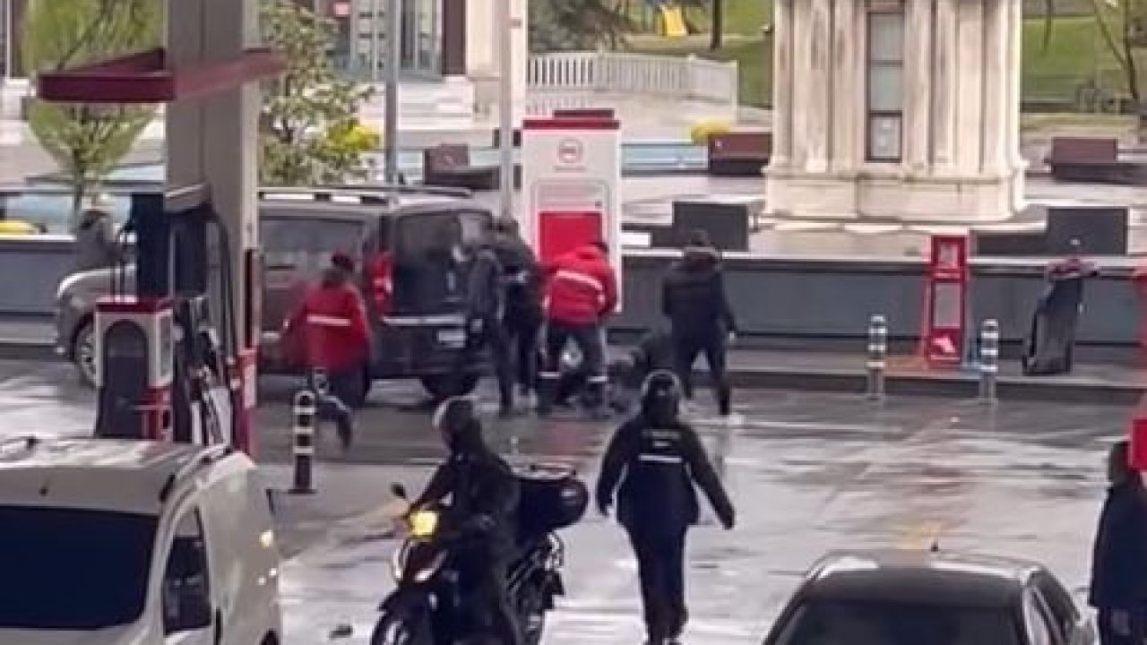 Başakşehir’de akaryakıt istasyonunda tekmeli yumruklu kavga