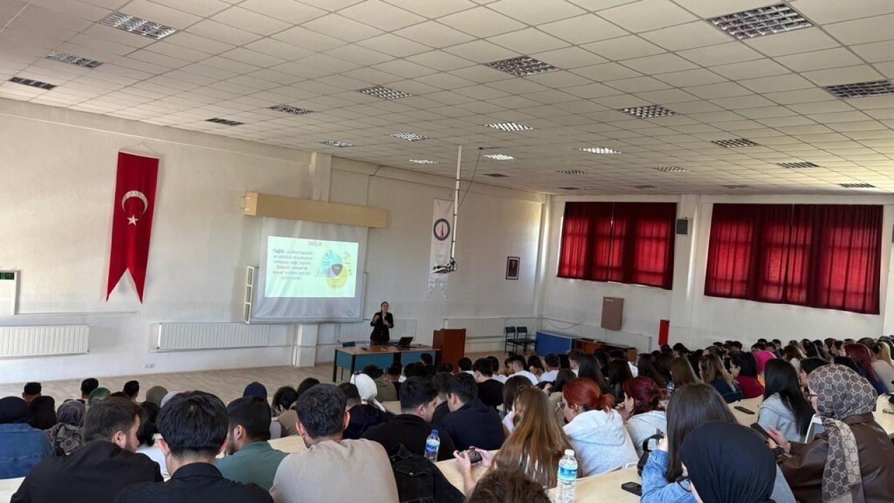 Hisarcık MYO’da "Gençlik İçin Rehberlik ve Farkındalık Buluşmaları" konulu eğitim düzenlendi