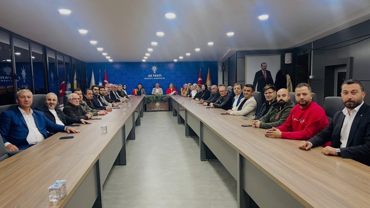 AK Parti’de Haftalık İl Yönetim Kurulu Toplantısı yapıldı