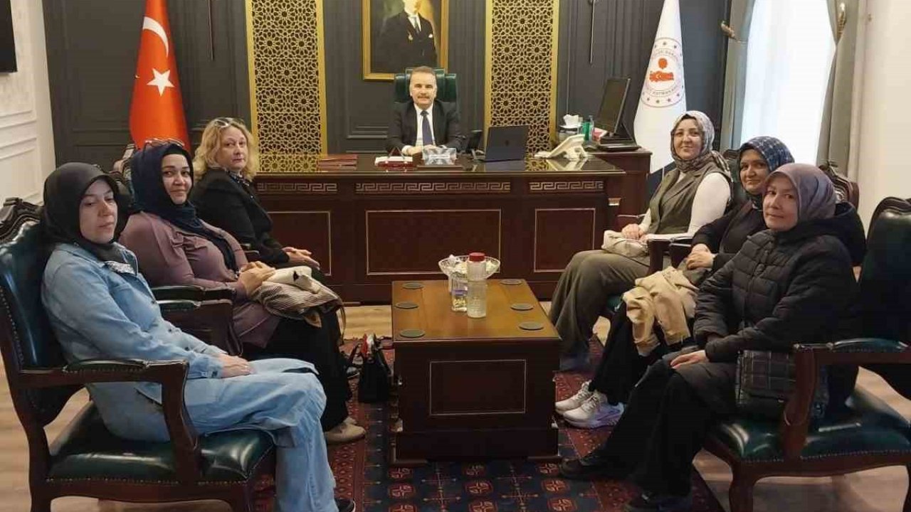 Çölyaklılar Edremit de Kaymakam Odabaş’ı ziyaret etti